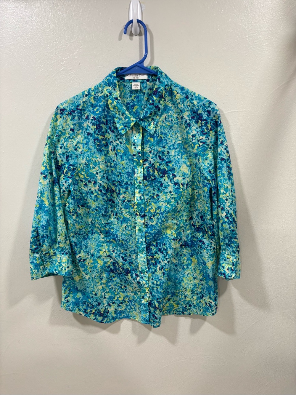 Coldwater Creek Lightweight Blue Floral Button-Up Shirt - Women Size M